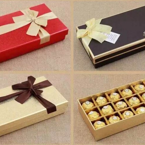 Hộp socola thiết kế độc đáo cho người tặng cảm nhận được sự tinh tế chu đáo